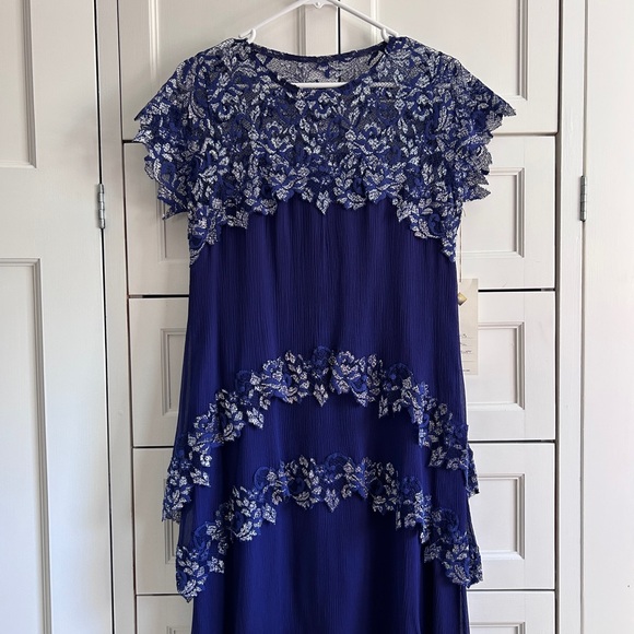 Elegant Blue Lace Overlay Dress - Picture 1 of 10